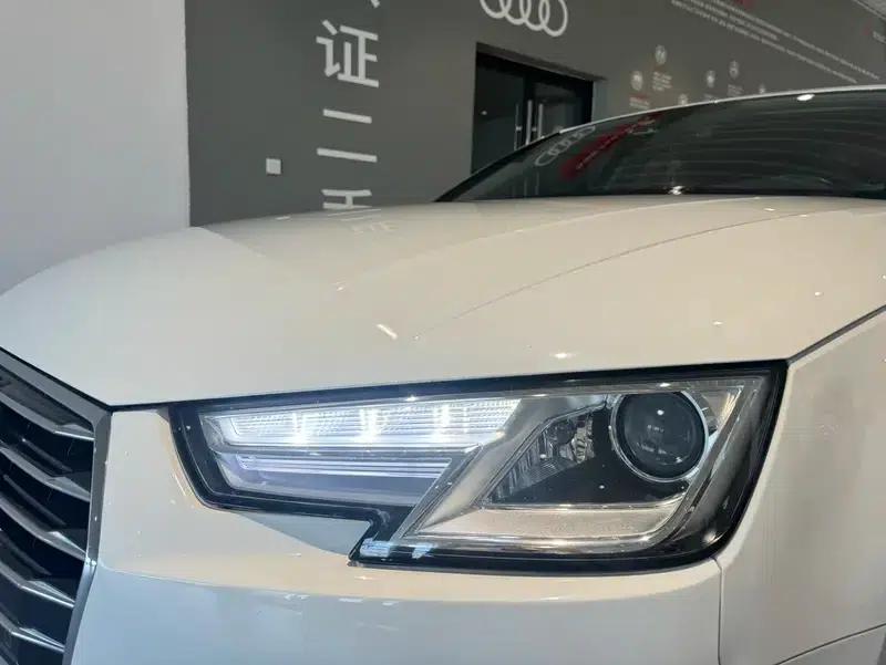 Audi A4L 2018 30th Anniversary Edition 40 TFSI Progressive — миниатюра 4