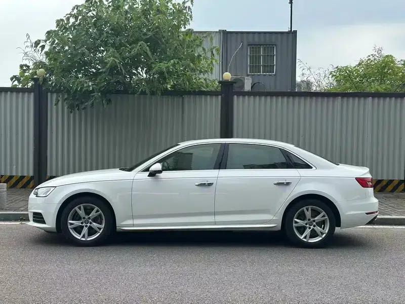 Audi A4L 2017 40 TFSI Fashion Edition — миниатюра 3
