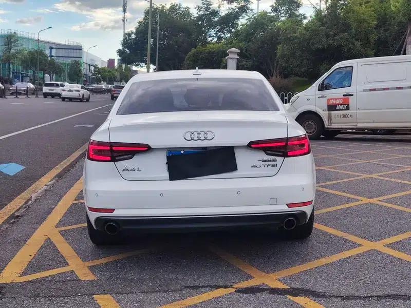 Audi A4L 2018 30th Anniversary Edition 40 TFSI Progressive — миниатюра 5