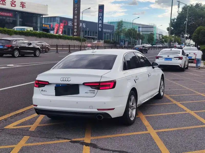 Audi A4L 2018 30th Anniversary Edition 40 TFSI Progressive — миниатюра 6