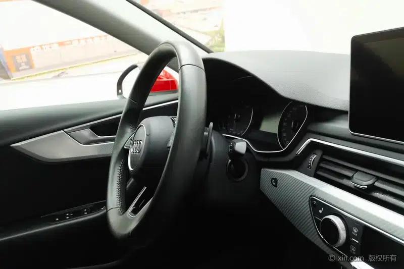 Audi A4L 2017 Plus 40 TFSI Fashion Edition — миниатюра 9