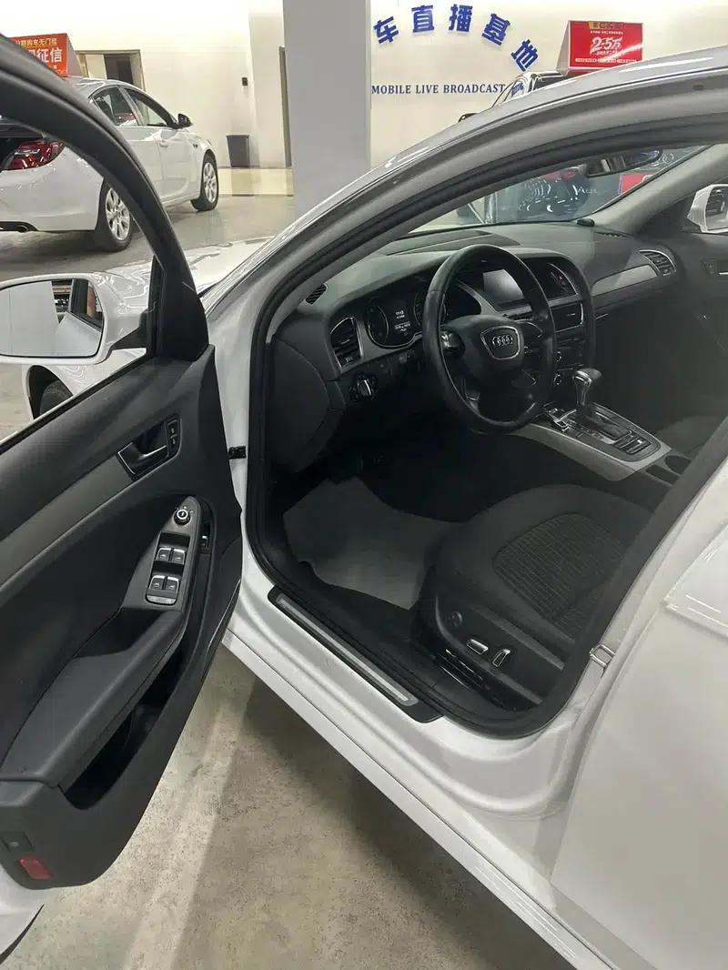 Audi A4L 2013 30 TFSI Automatic Comfort — миниатюра 11