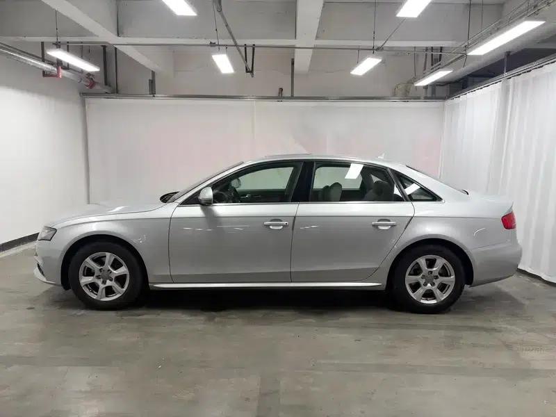 Audi A4L 2011 2.0 TFSI Technology Edition — миниатюра 4