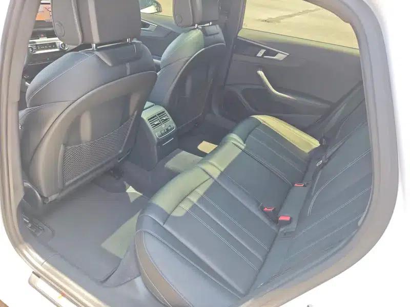 Audi A4L 2024 40 TFSI Luxury Dynamic — миниатюра 9