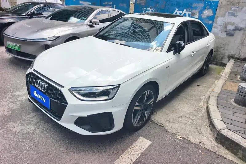 Audi A4L 2022 40 TFSI Luxury Dynamic — миниатюра 1