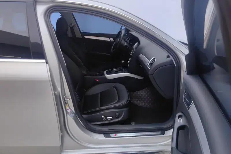 Audi A4L 2016 45 TFSI Classic Edition quattro Sport — миниатюра 15