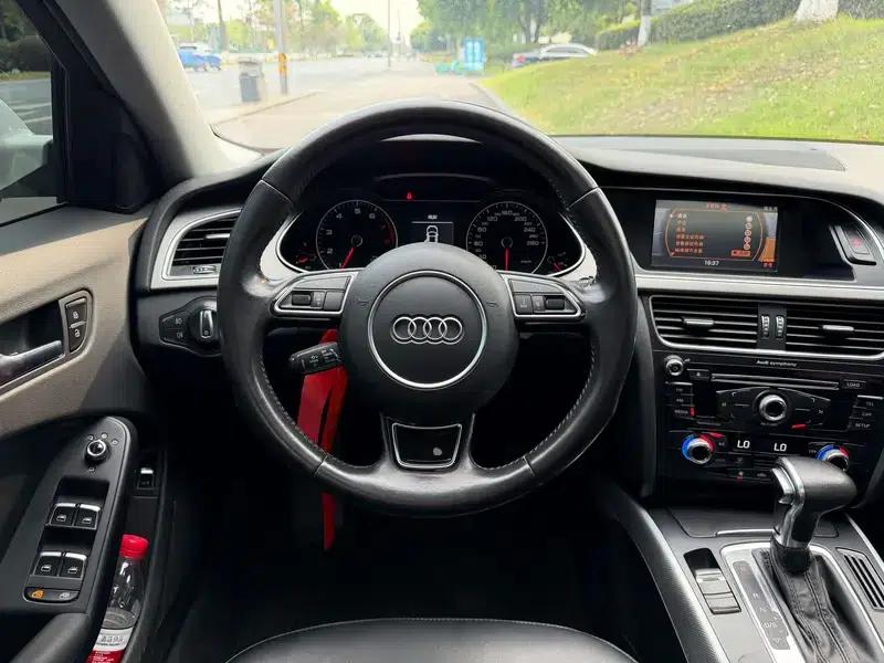 Audi A4L 2015 35 TFSI Automatic Standard Edition — миниатюра 8
