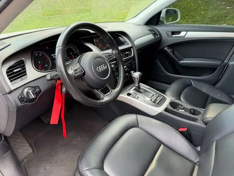 Audi A4L 2015 35 TFSI Automatic Standard Edition — миниатюра 10