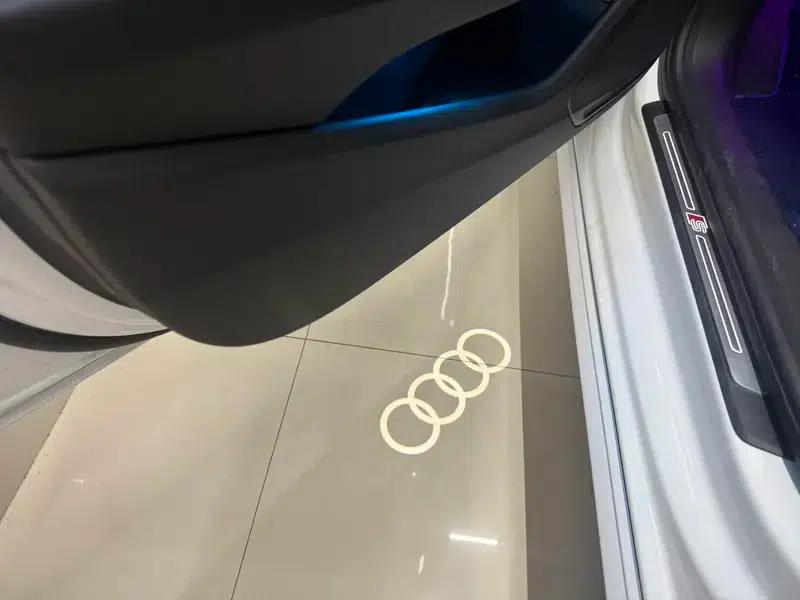 Audi A4L 2022 40 TFSI Fashion Dynamic Edition — миниатюра 11