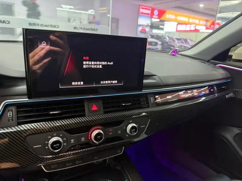 Audi A4L 2022 40 TFSI Fashion Dynamic Edition — миниатюра 9