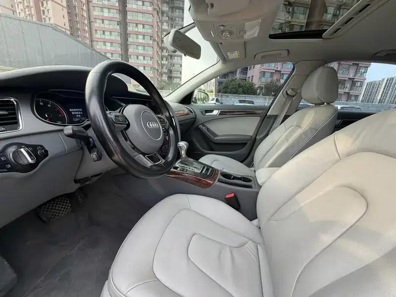 Audi A4L 2013 35 TFSI Automatic Standard Edition — миниатюра 8
