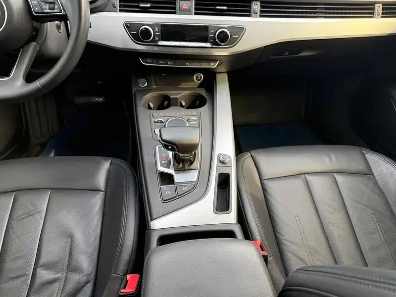 Audi A4L 2018 30th Anniversary Edition 40 TFSI Progressive — миниатюра 12