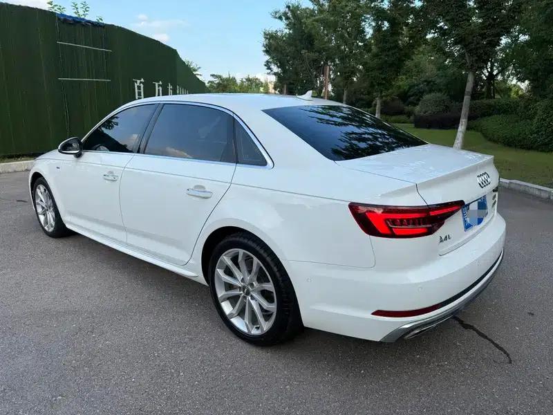 Audi A4L 2018 30th Anniversary Edition 40 TFSI Fashion Model — миниатюра 4