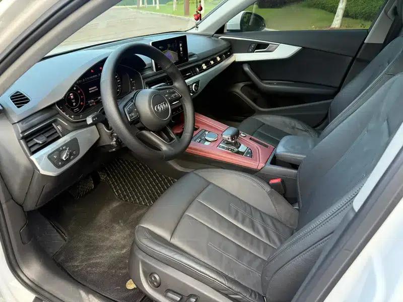 Audi A4L 2018 30th Anniversary Edition 40 TFSI Fashion Model — миниатюра 8