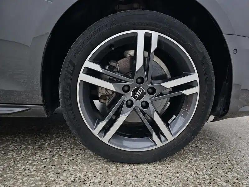 Audi A4L 2020 40 TFSI Luxury Dynamic — миниатюра 6
