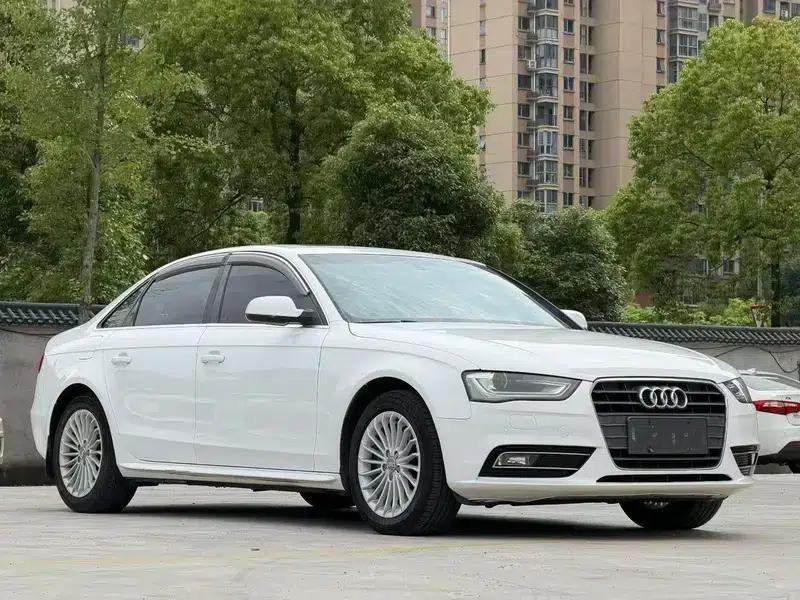 Audi A4L 2015 35 TFSI Automatic Comfort — миниатюра 3