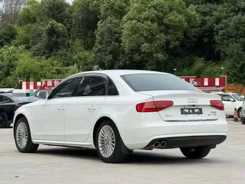 Audi A4L 2015 35 TFSI Automatic Comfort — миниатюра 4