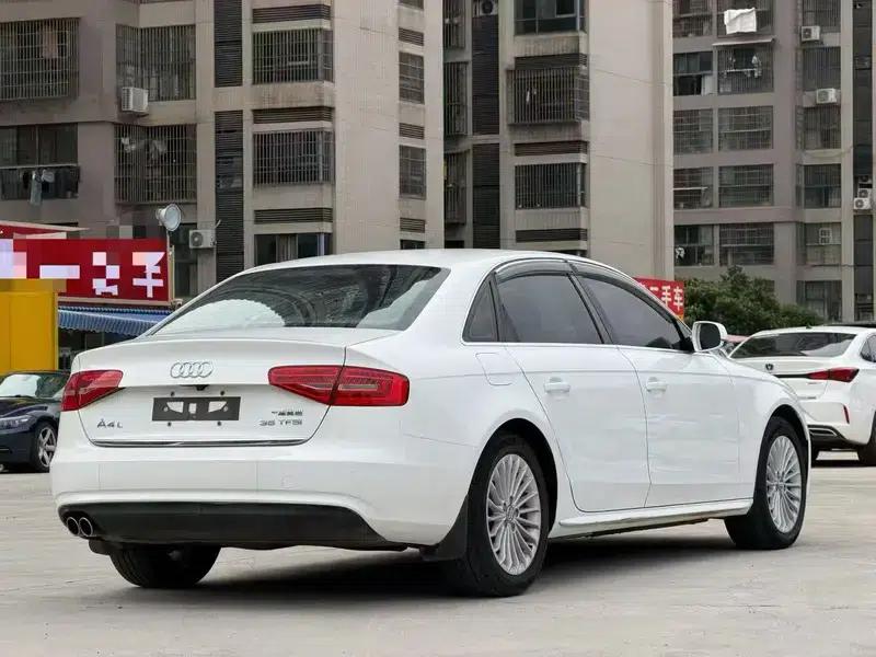 Audi A4L 2015 35 TFSI Automatic Comfort — миниатюра 6