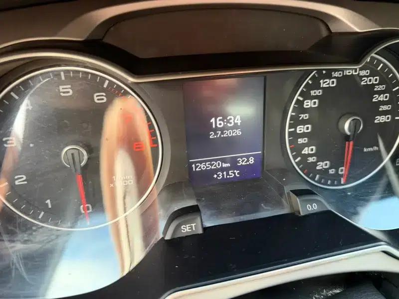 Audi A4L 2015 35 TFSI Automatic Comfort — миниатюра 8