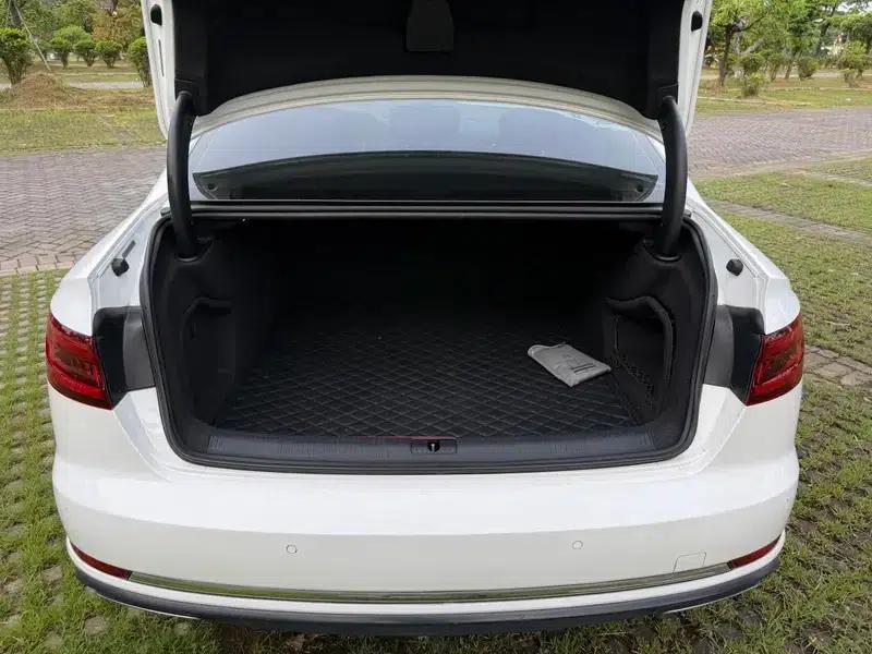 Audi A4L 2019 40 TFSI Progressive (National V Emission Standard) — миниатюра 13