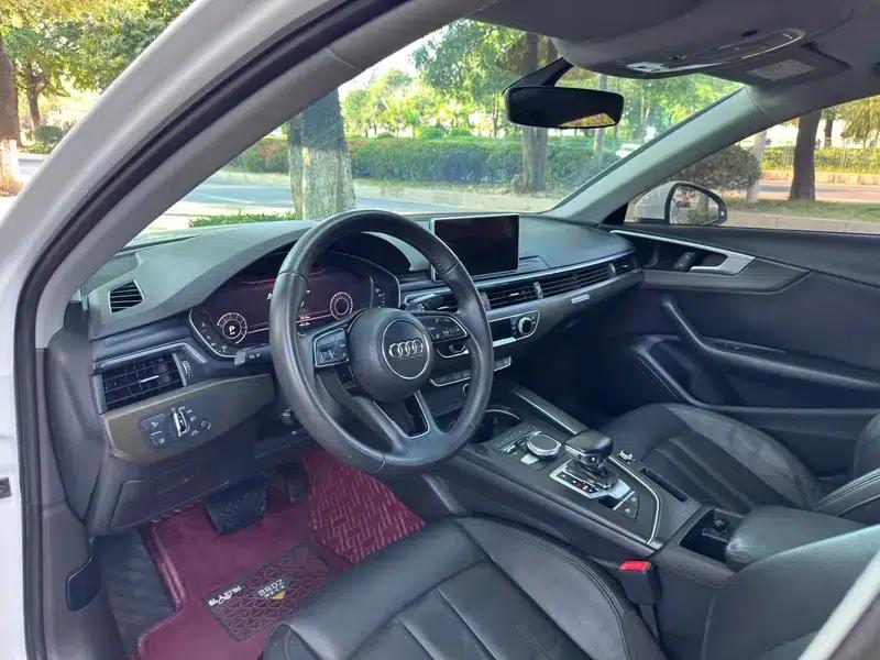 Audi A4L 2017 Plus 45 TFSI quattro Fashion Edition — миниатюра 9