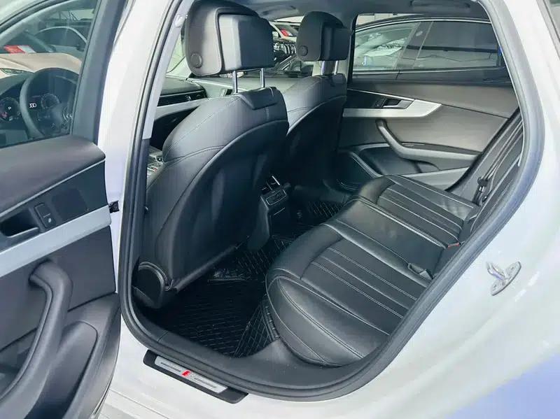 Audi A4L 2023 40 TFSI Fashion Dynamic Edition — миниатюра 14