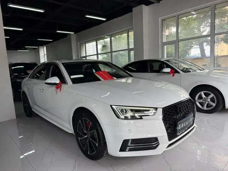 Audi A4L 2018 30th Anniversary Edition 40 TFSI Progressive — миниатюра 3