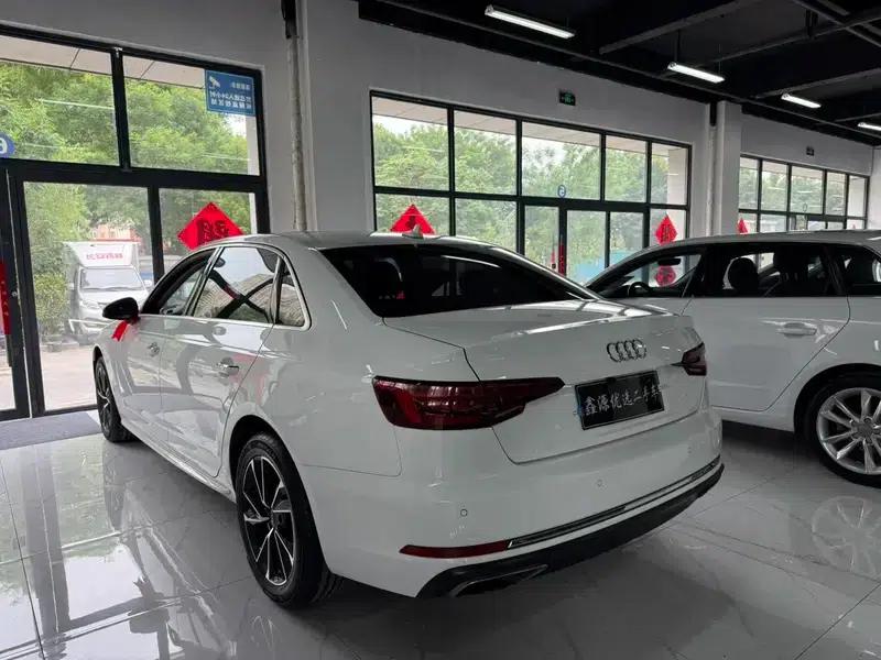 Audi A4L 2018 30th Anniversary Edition 40 TFSI Progressive — миниатюра 4