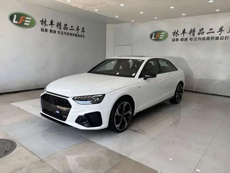 Audi A4L 2025 2 Million Unit Enjoyment Edition 40 TFSI Luxury Dynamic B&O Starry Night Edition — миниатюра 1