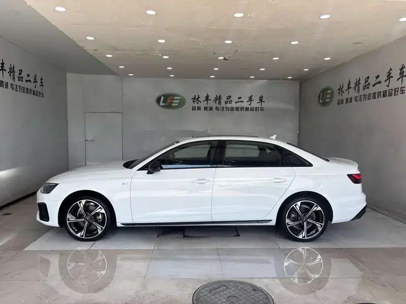 Audi A4L 2025 2 Million Unit Enjoyment Edition 40 TFSI Luxury Dynamic B&O Starry Night Edition — миниатюра 4