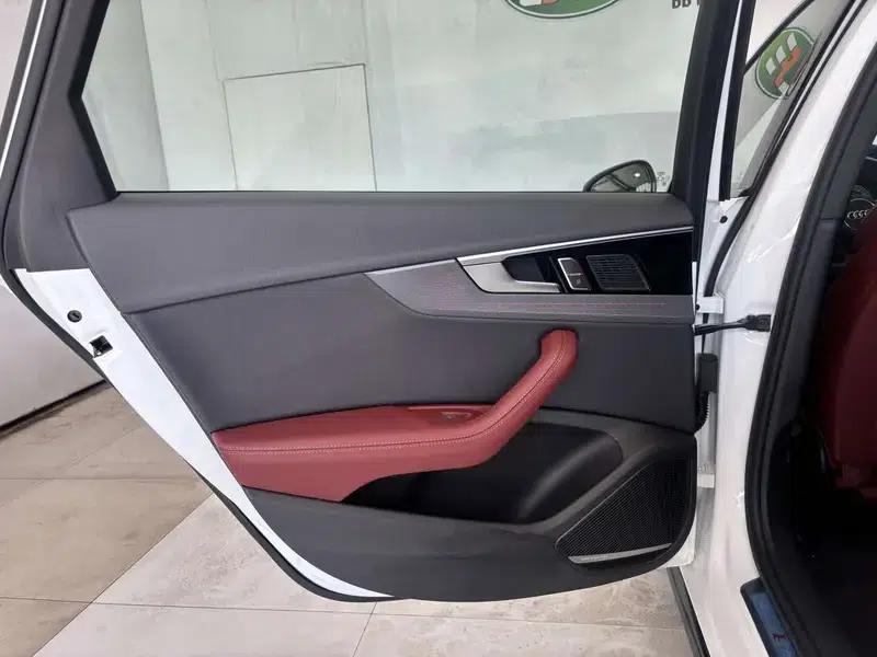 Audi A4L 2025 2 Million Unit Enjoyment Edition 40 TFSI Luxury Dynamic B&O Starry Night Edition — миниатюра 32