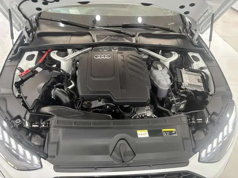 Audi A4L 2025 2 Million Unit Enjoyment Edition 40 TFSI Luxury Dynamic B&O Starry Night Edition — миниатюра 8