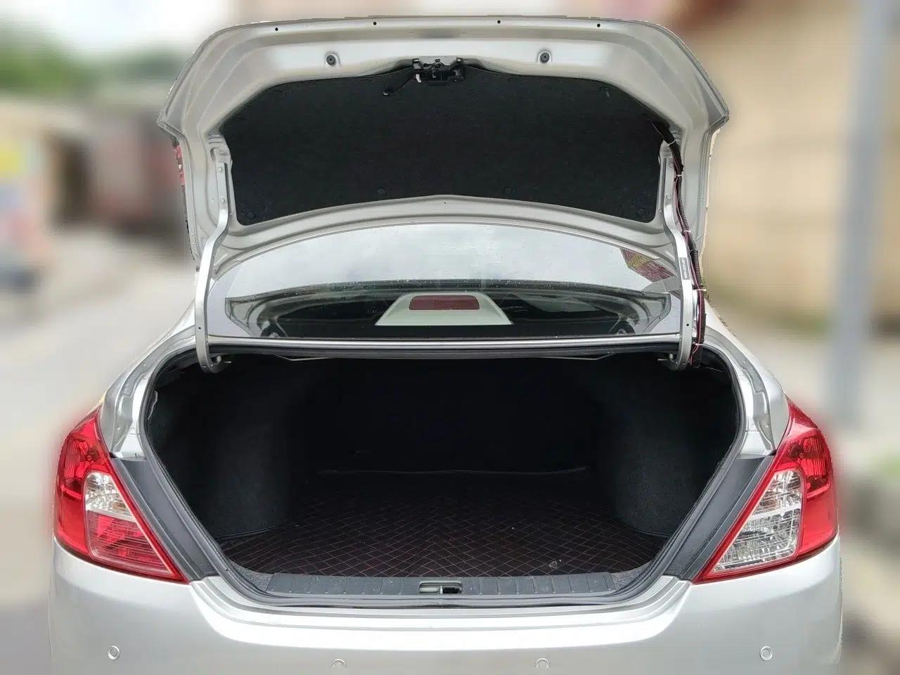 Nissan Sunny 2015 1.5XE Manual Comfort Edition — миниатюра 19