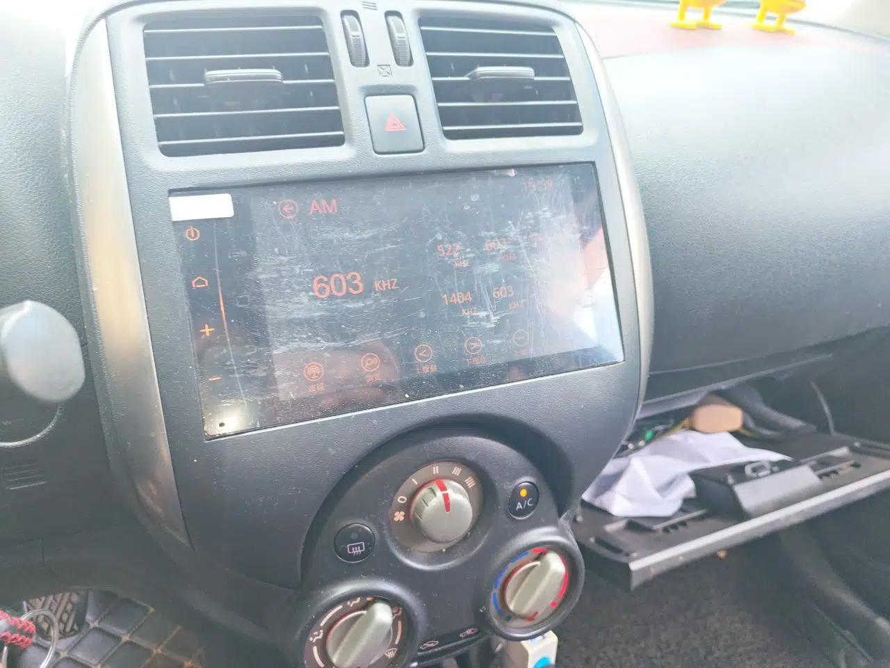 Nissan Sunny 2011 1.5XE Manual Comfort Edition — миниатюра 13