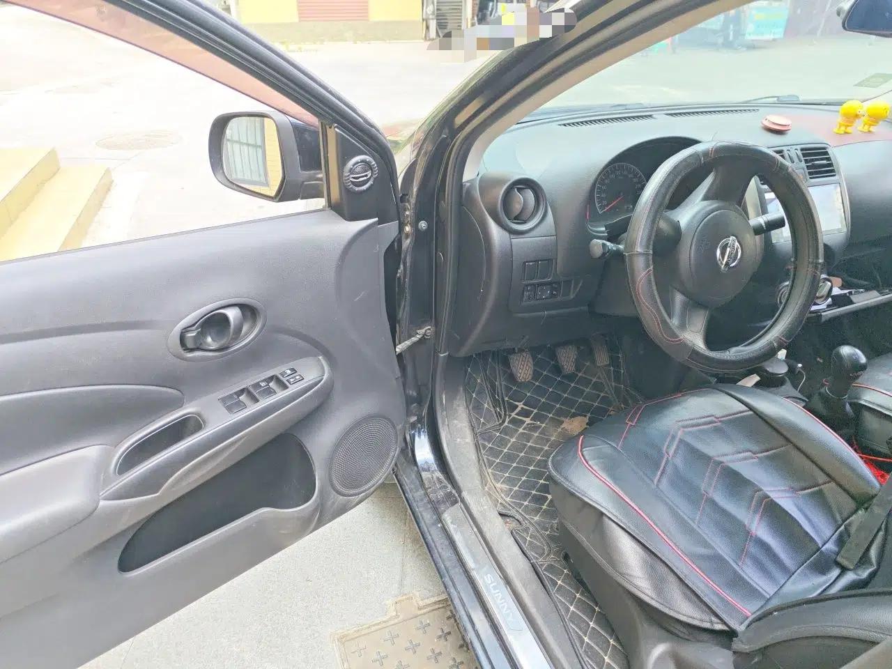 Nissan Sunny 2011 1.5XE Manual Comfort Edition — миниатюра 16