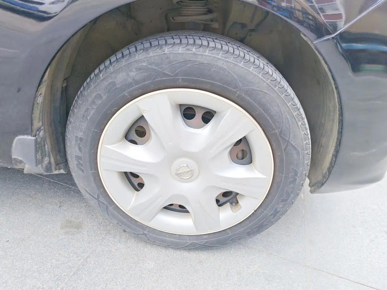 Nissan Sunny 2011 1.5XE Manual Comfort Edition — миниатюра 8