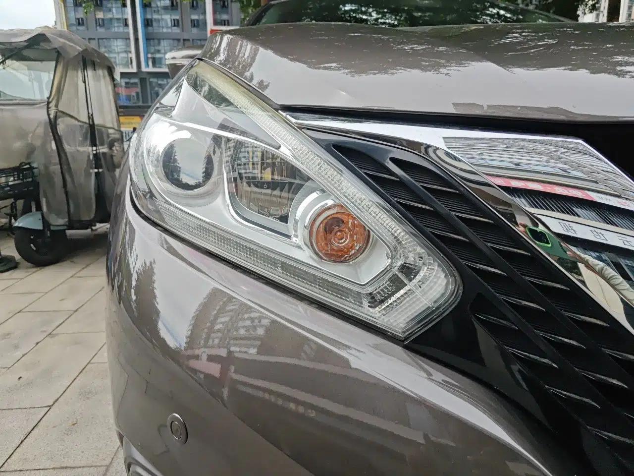 Nissan Murano 2017 2.5L XL Two-Wheel Drive Smart Edition — миниатюра 7
