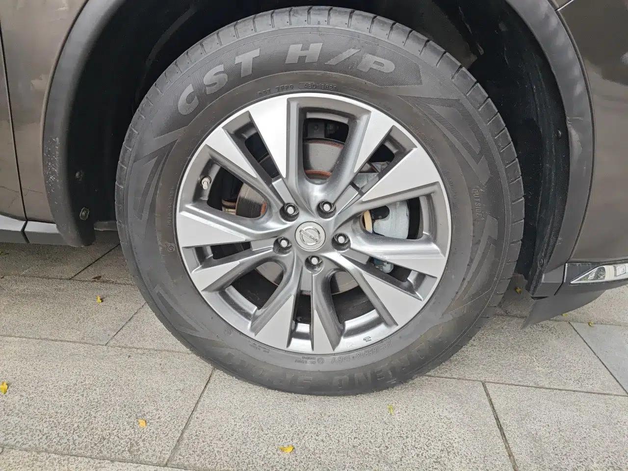 Nissan Murano 2017 2.5L XL Two-Wheel Drive Smart Edition — миниатюра 8