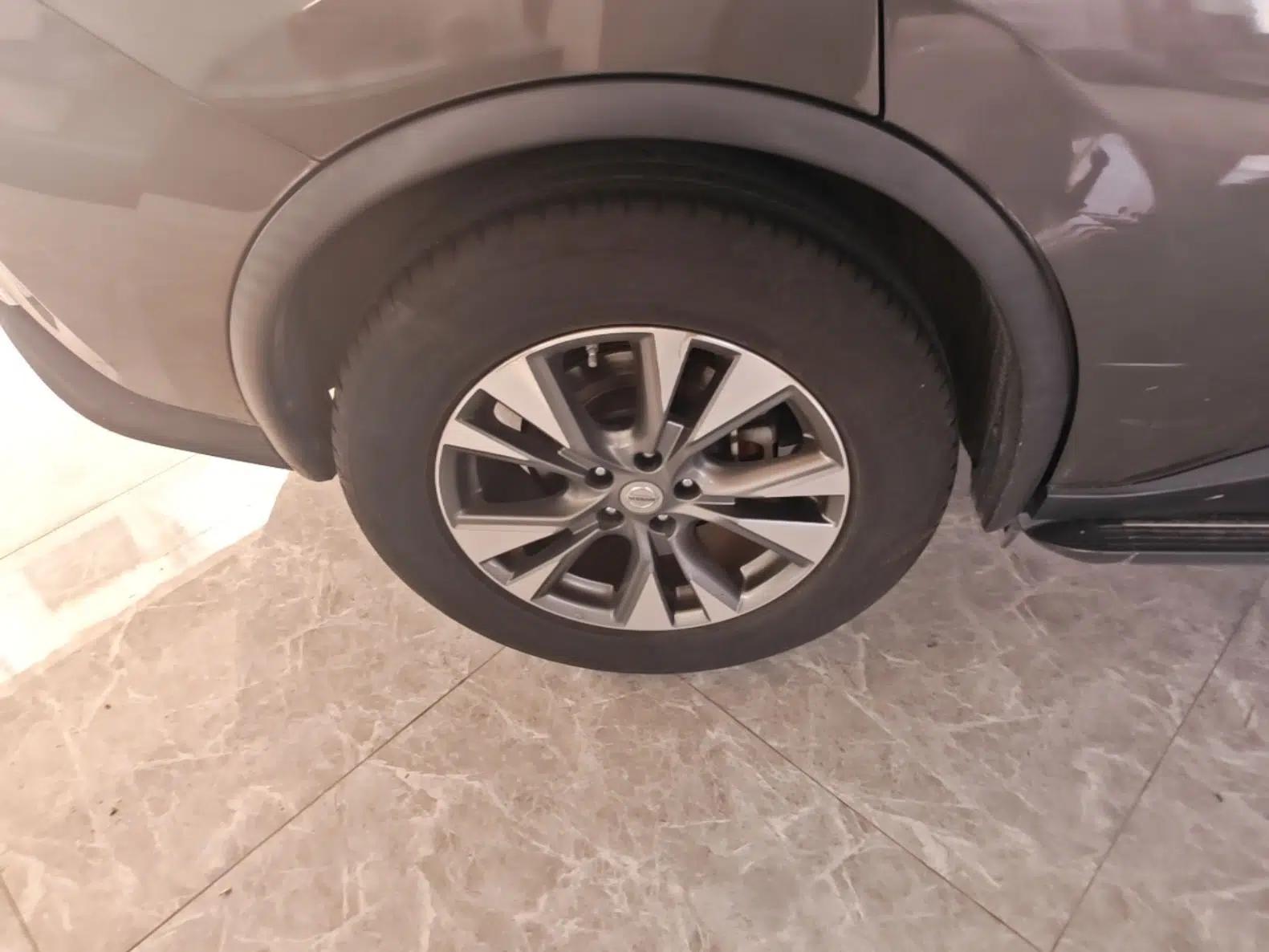 Nissan Murano 2019 2.5L XL Two-Wheel Drive SmartConnect Luxury Edition China V Standard — миниатюра 11