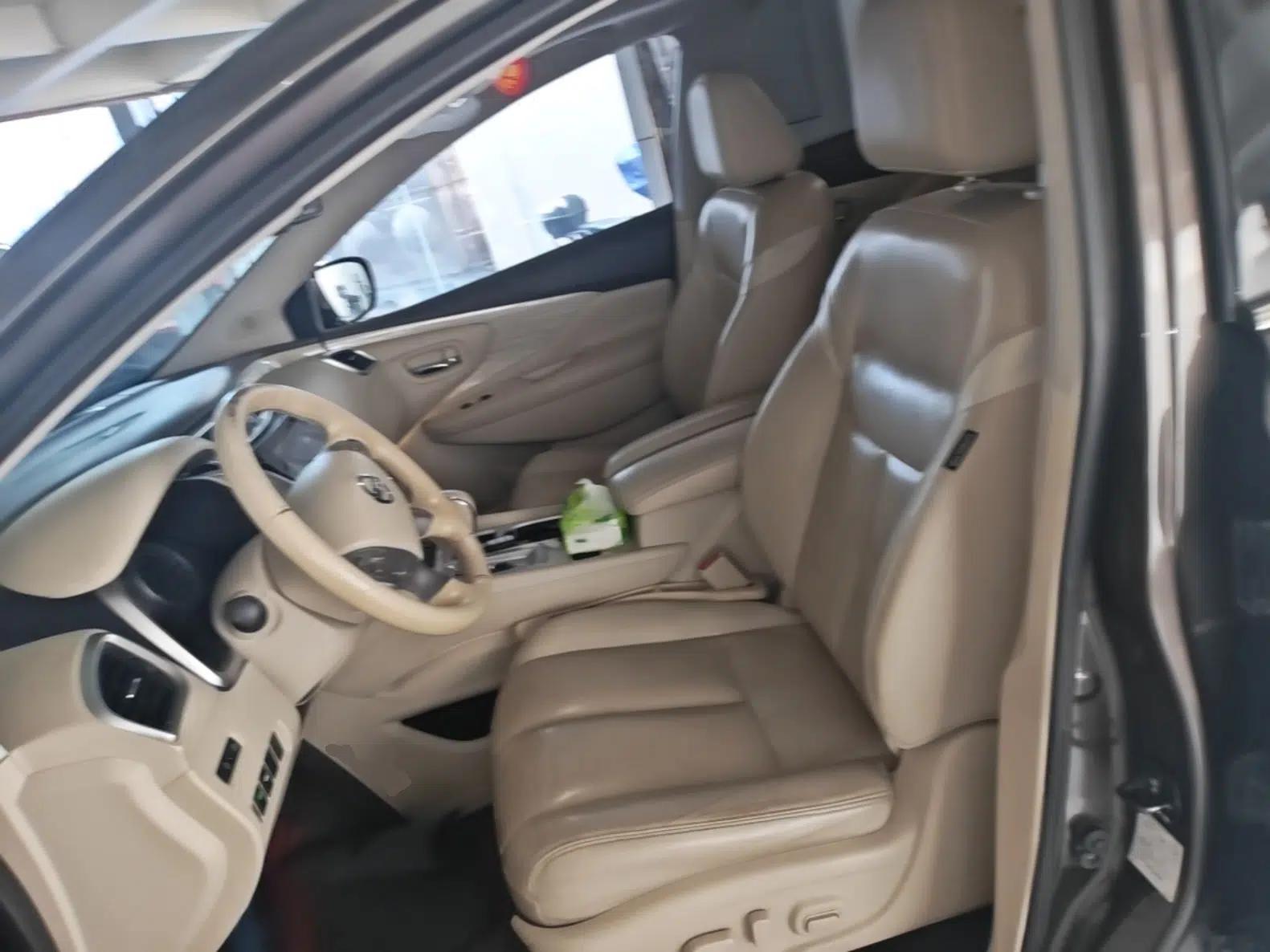 Nissan Murano 2019 2.5L XL Two-Wheel Drive SmartConnect Luxury Edition China V Standard — миниатюра 17