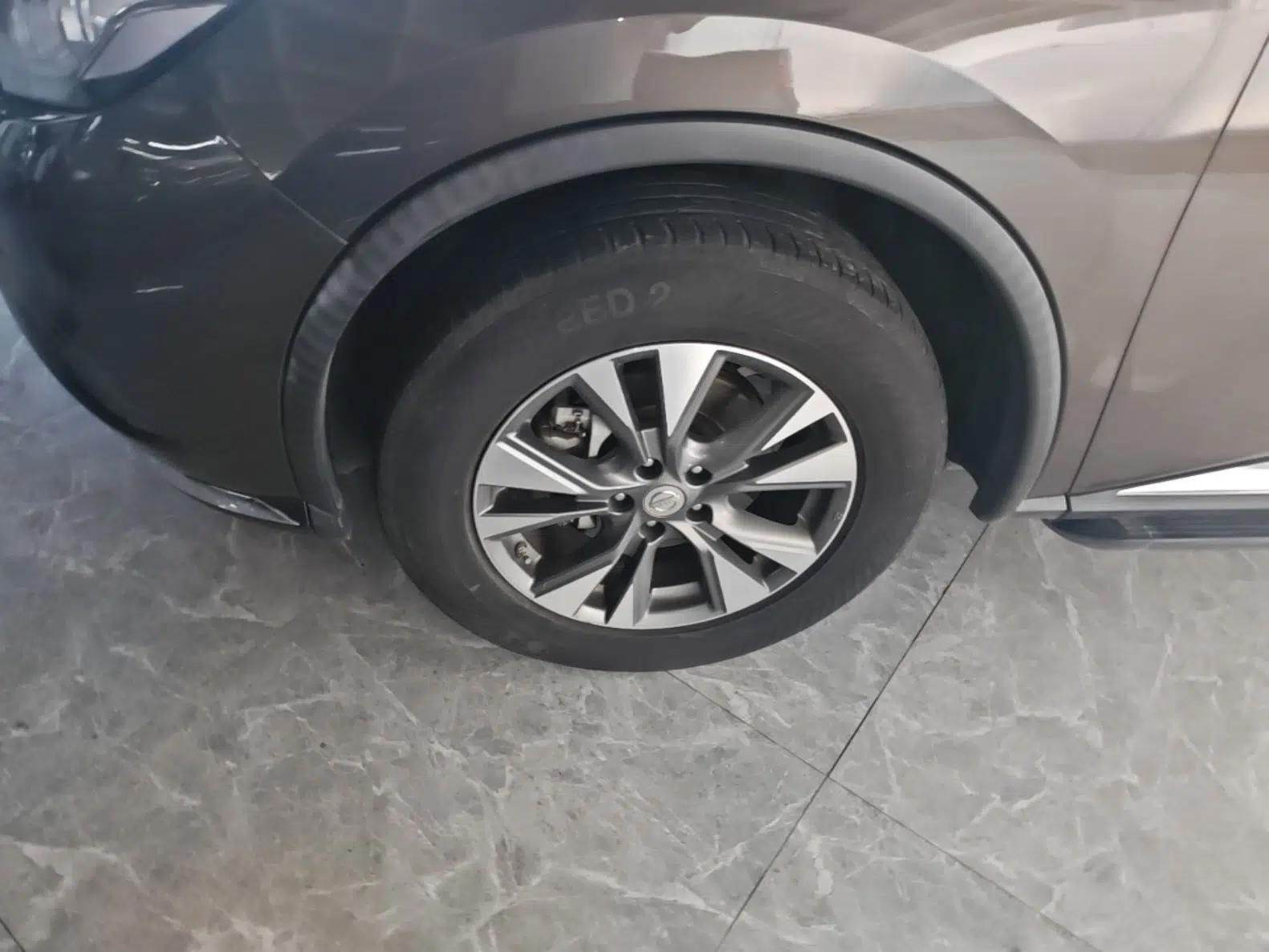 Nissan Murano 2019 2.5L XL Two-Wheel Drive SmartConnect Luxury Edition China V Standard — миниатюра 10
