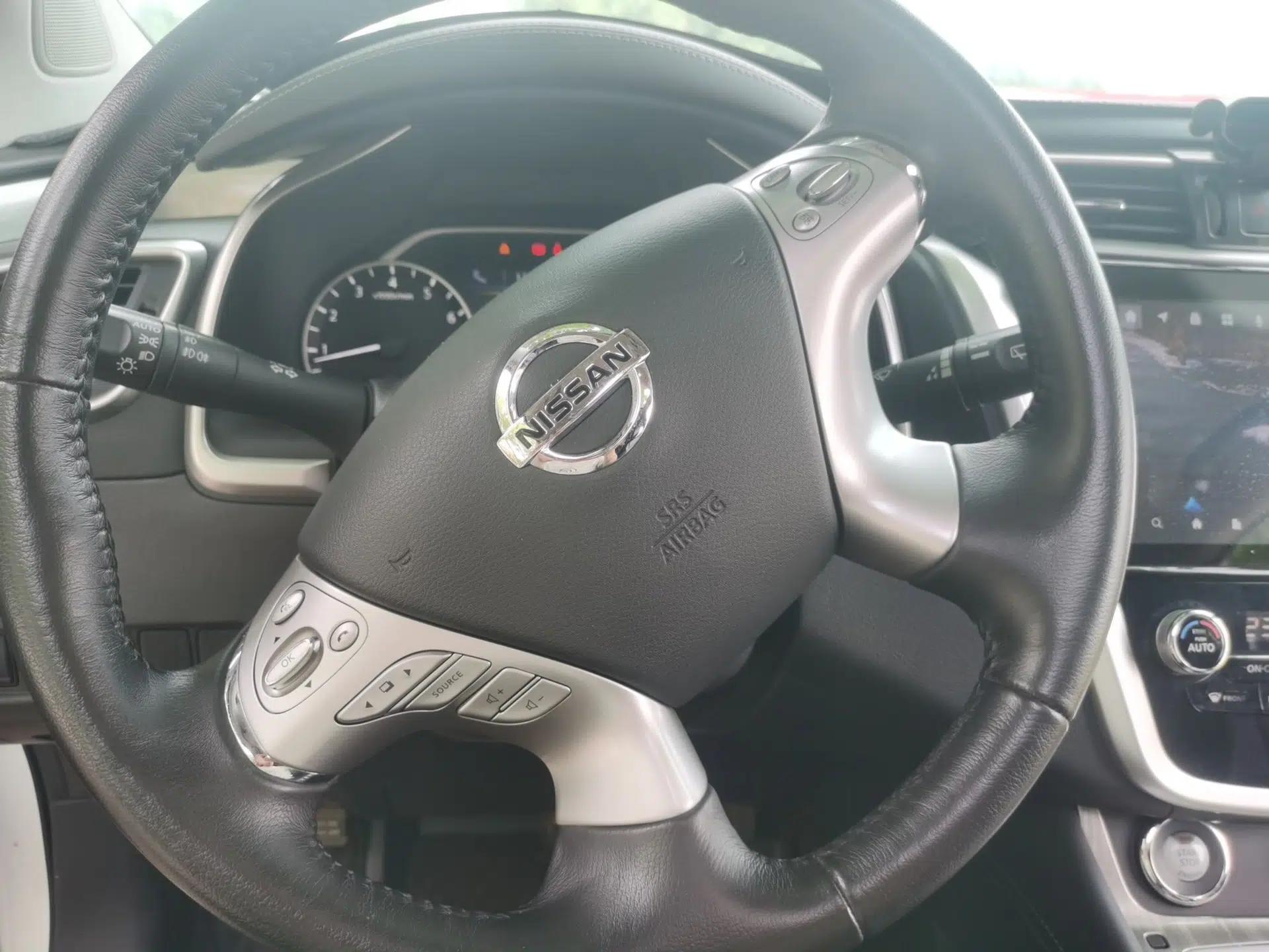 Nissan Murano 2021 2.5L XL Two-Wheel Drive Smart Connect Luxury Edition — миниатюра 10
