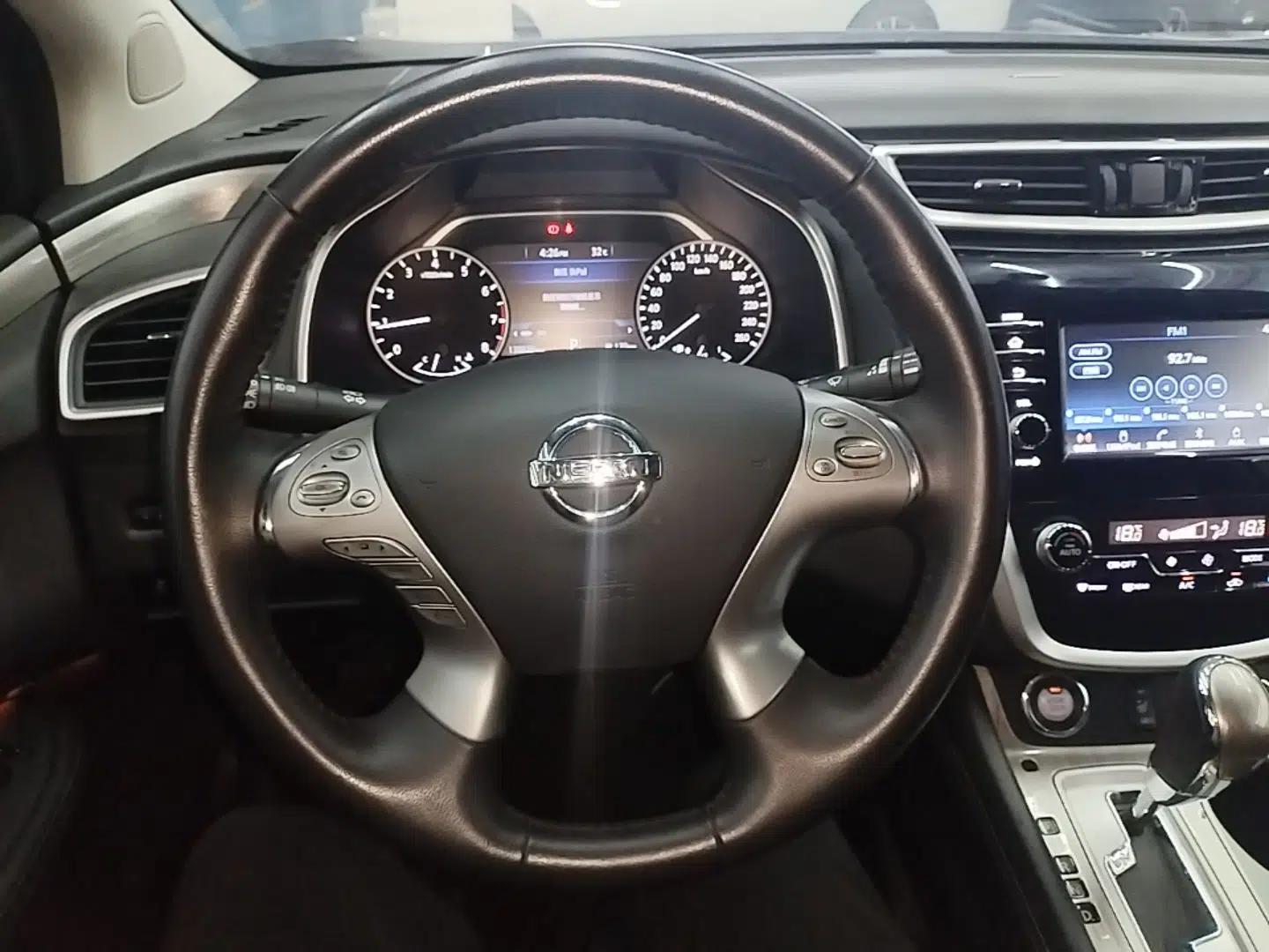 Nissan Murano 2017 2.5L XL Two-Wheel Drive Smart Edition — миниатюра 13