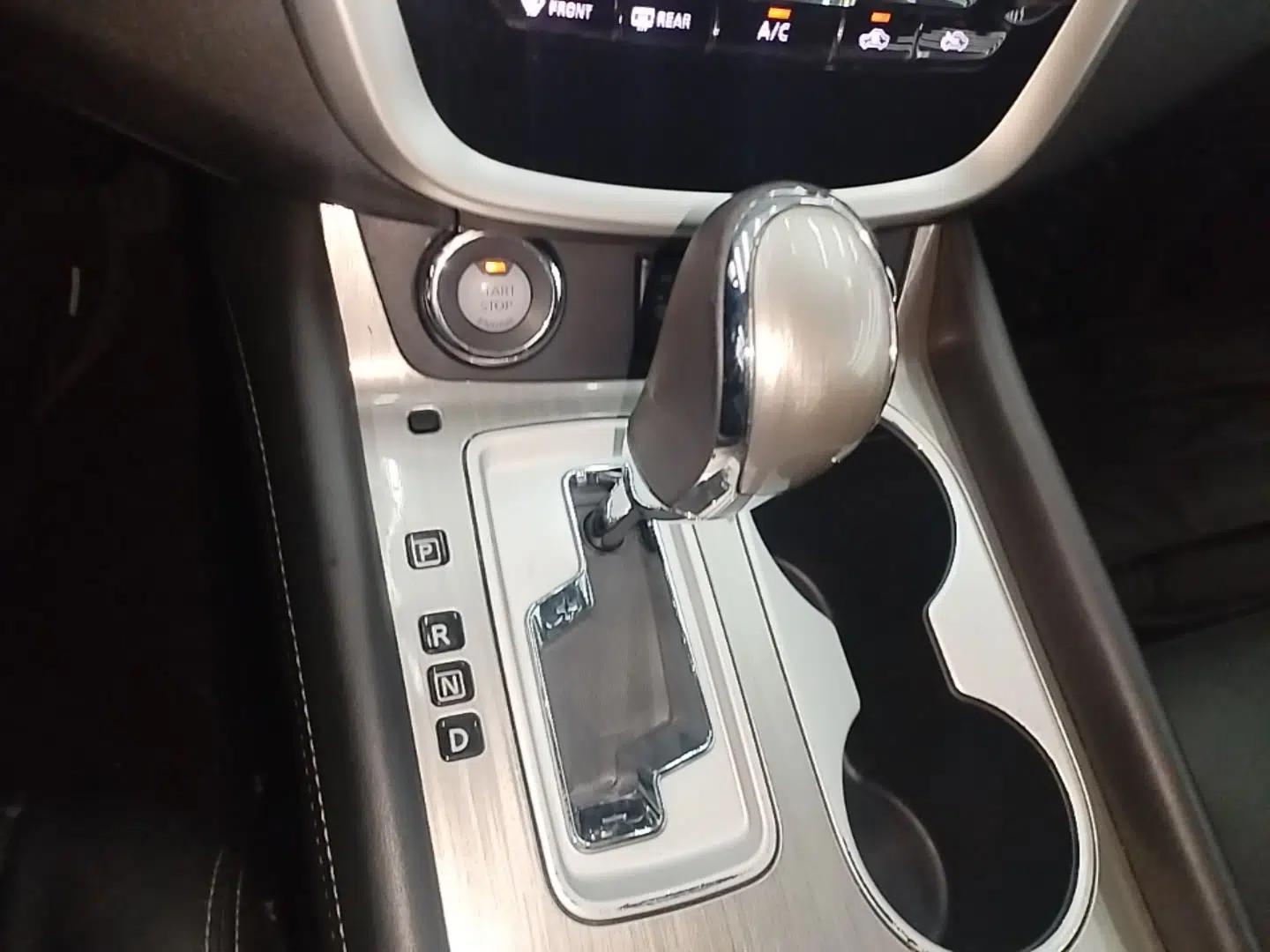 Nissan Murano 2017 2.5L XL Two-Wheel Drive Smart Edition — миниатюра 16