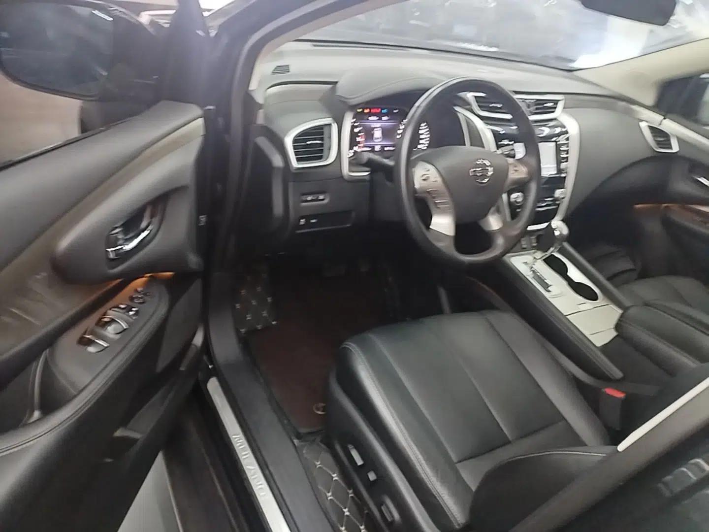 Nissan Murano 2017 2.5L XL Two-Wheel Drive Smart Edition — миниатюра 18