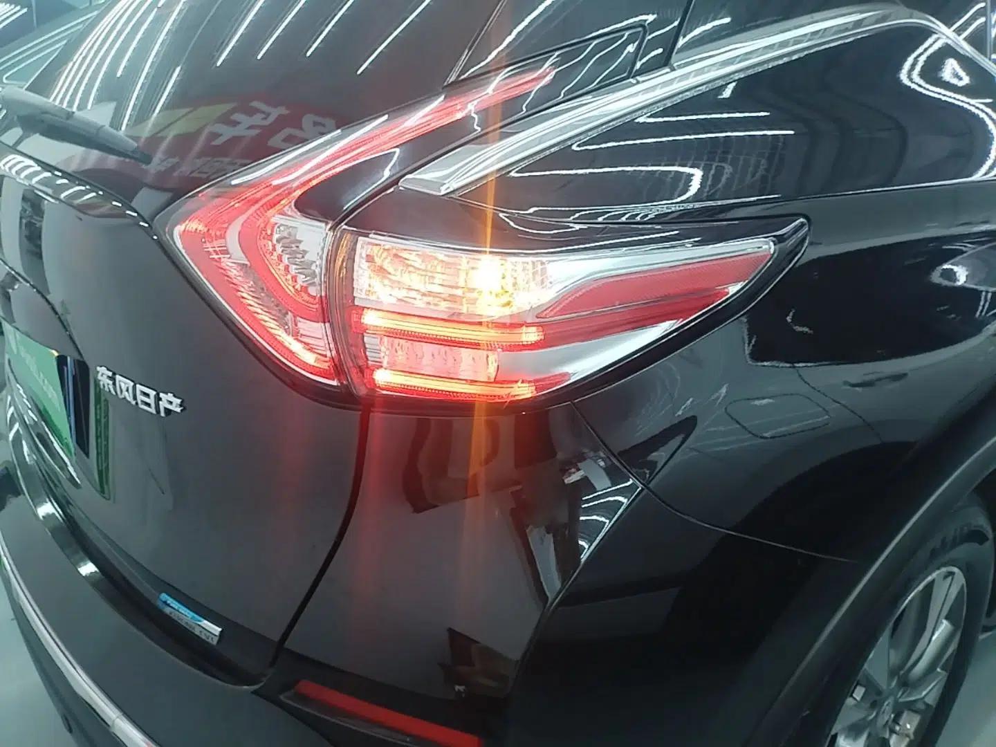 Nissan Murano 2017 2.5L XL Two-Wheel Drive Smart Edition — миниатюра 9
