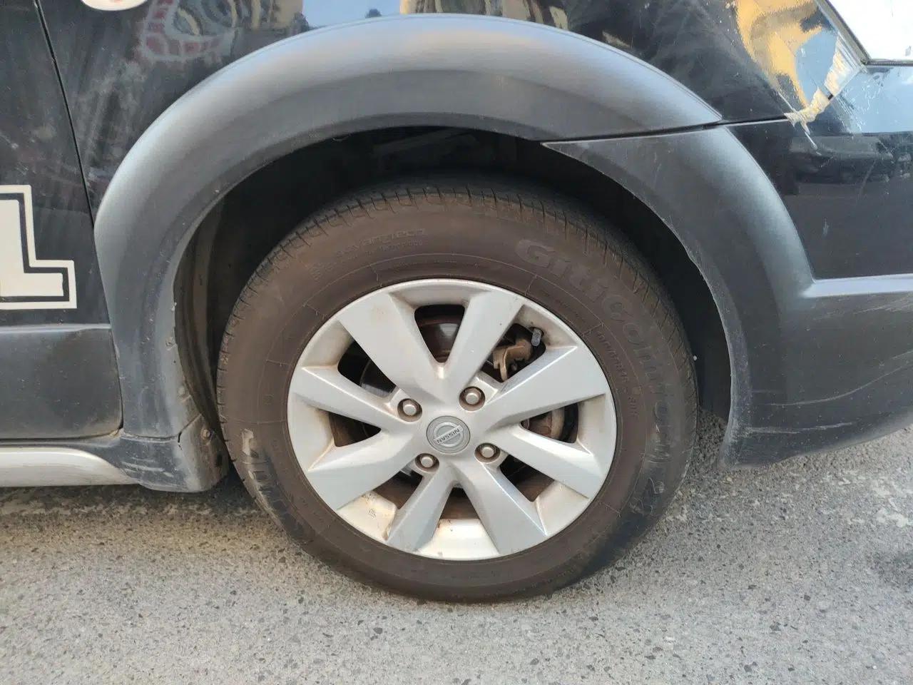Nissan Livina 2013 Jingrui 1.6XL Manual Comfort Edition — миниатюра 8