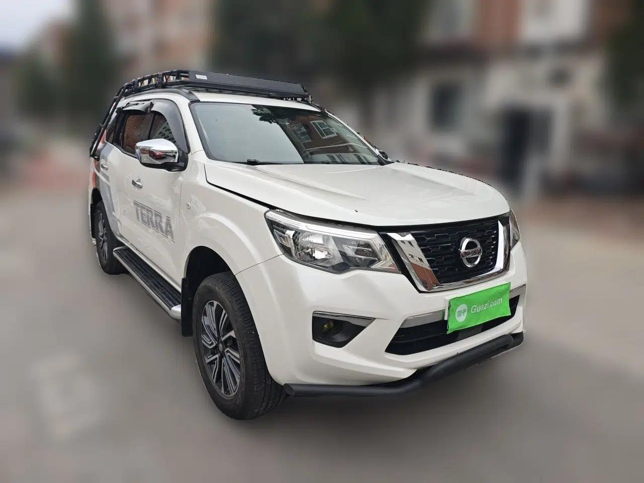 Nissan Terra 2020 2.5L XL Upper 4WD Automatic Four-Wheel Drive Luxury Edition — миниатюра 3