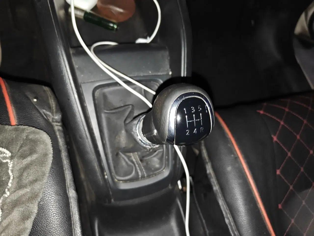 Nissan Kicks 2017 1.5L Manual Cool Dynamic Edition — миниатюра 13