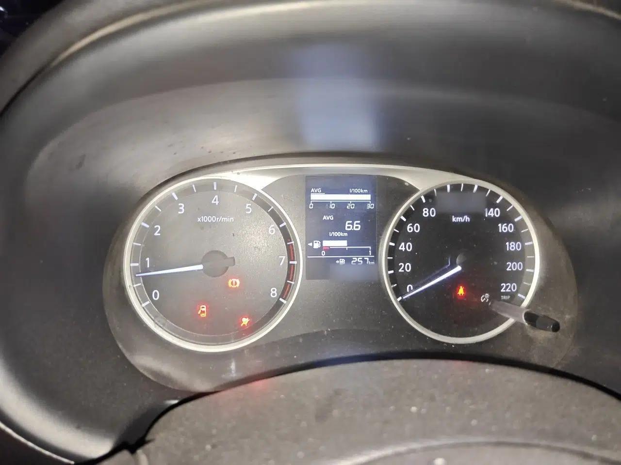 Nissan Kicks 2017 1.5L Manual Cool Dynamic Edition — миниатюра 10